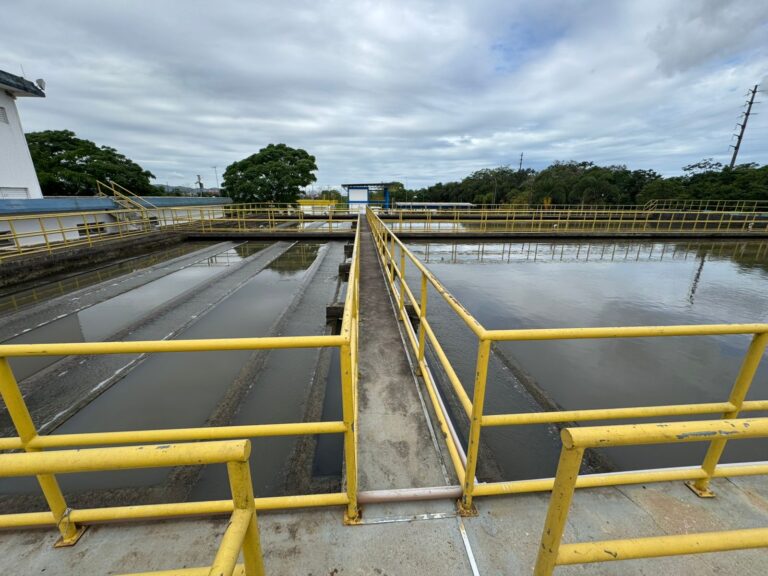 Falha elétrica reduz produção de água e pode afetar abastecimento em Itajaí