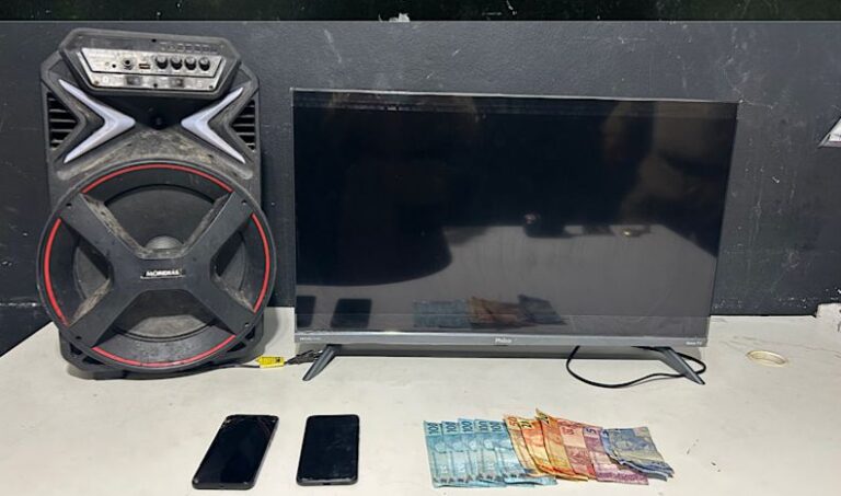 PM desarticula furto em série e prende trio com objetos recuperados em Itajaí