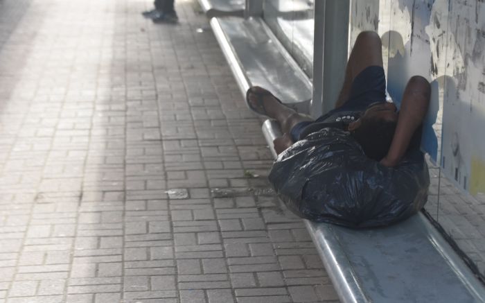 Itajaí prepara abrigos emergenciais para proteger moradores de rua da onda de frio