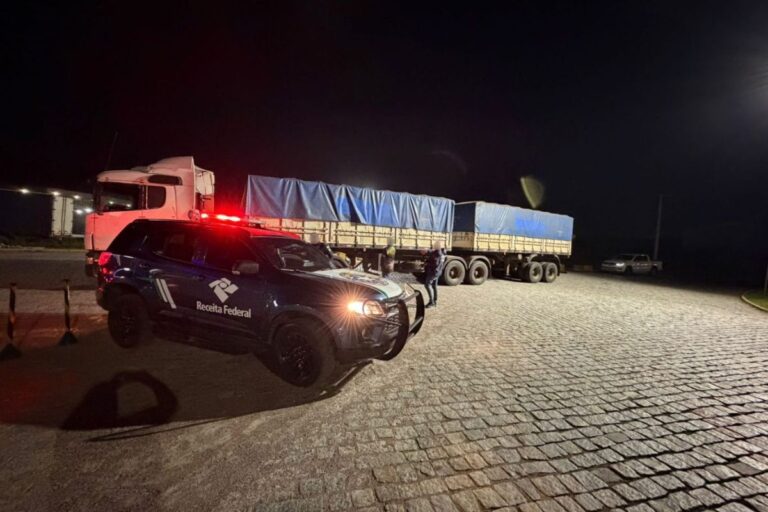 Receita Federal apreende R$ 2,1 milhões em cigarros contrabandeados do Paraguai em Itajaí