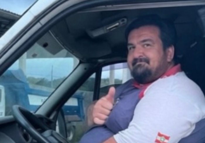 Motorista atropelado pelo próprio caminhão em Navegantes é identificado