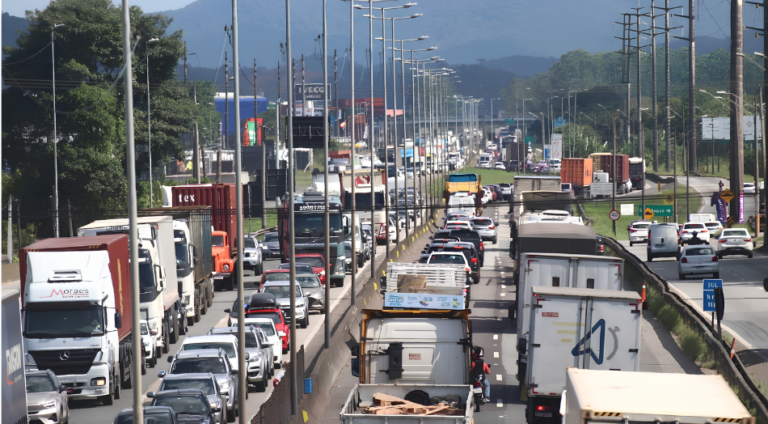 Justiça condena ANTT e cobra solução para os congestionamentos na BR-101