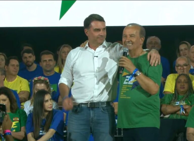PL reúne mais de 15 mil pessoas em convenção de SC; Jorginho lamenta ausência de Jair Bolsonaro