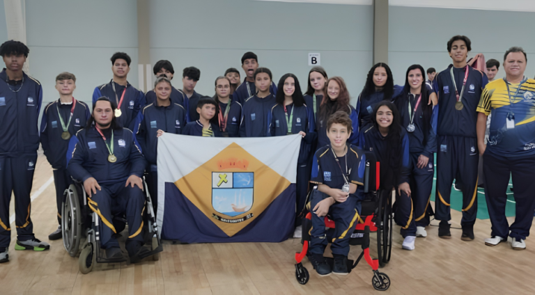 Navegantes conquista nove medalhas em etapa estadual de badminton e parabadminton