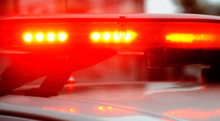 Motorista deixa local após acidente que feriu adolescente de 15 anos