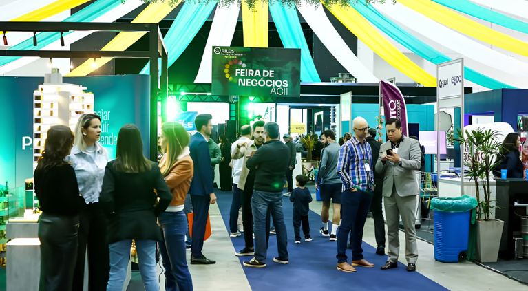 Feira de Negócios ACII reúne mais de 80 empresas em Itajaí, no Centreventos, com entrada gratuita e expectativa de receber mais de 15 mil visitantes