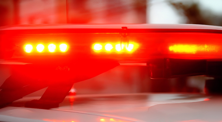 Mulher mata homem a facadas após discussão e chama a polícia em Bombinhas