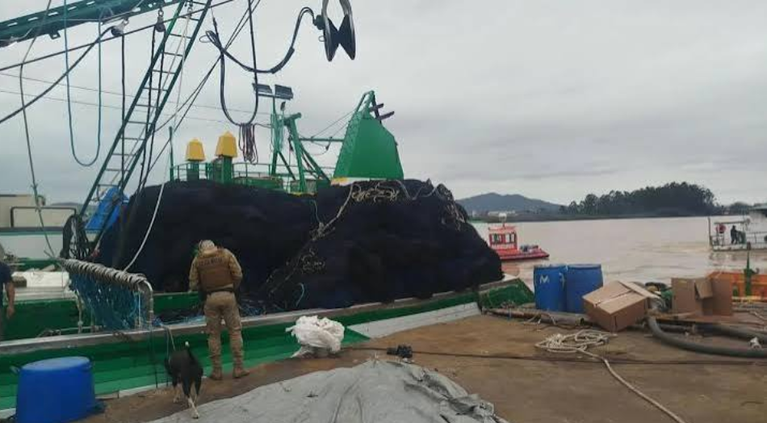 Corpo é encontrado no rio Itajaí-Açu após moradores relatarem avistamento em Itajaí