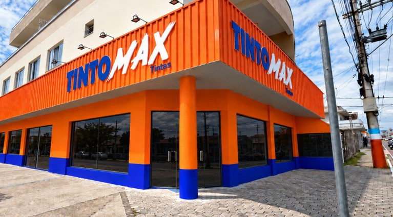 Gigante das tintas chega a Navegantes com inauguração e 20% de desconto em toda a loja
