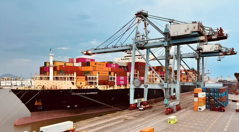 Governo federal prevê bilhões em investimentos para ampliar estrutura do Porto de Itajaí
